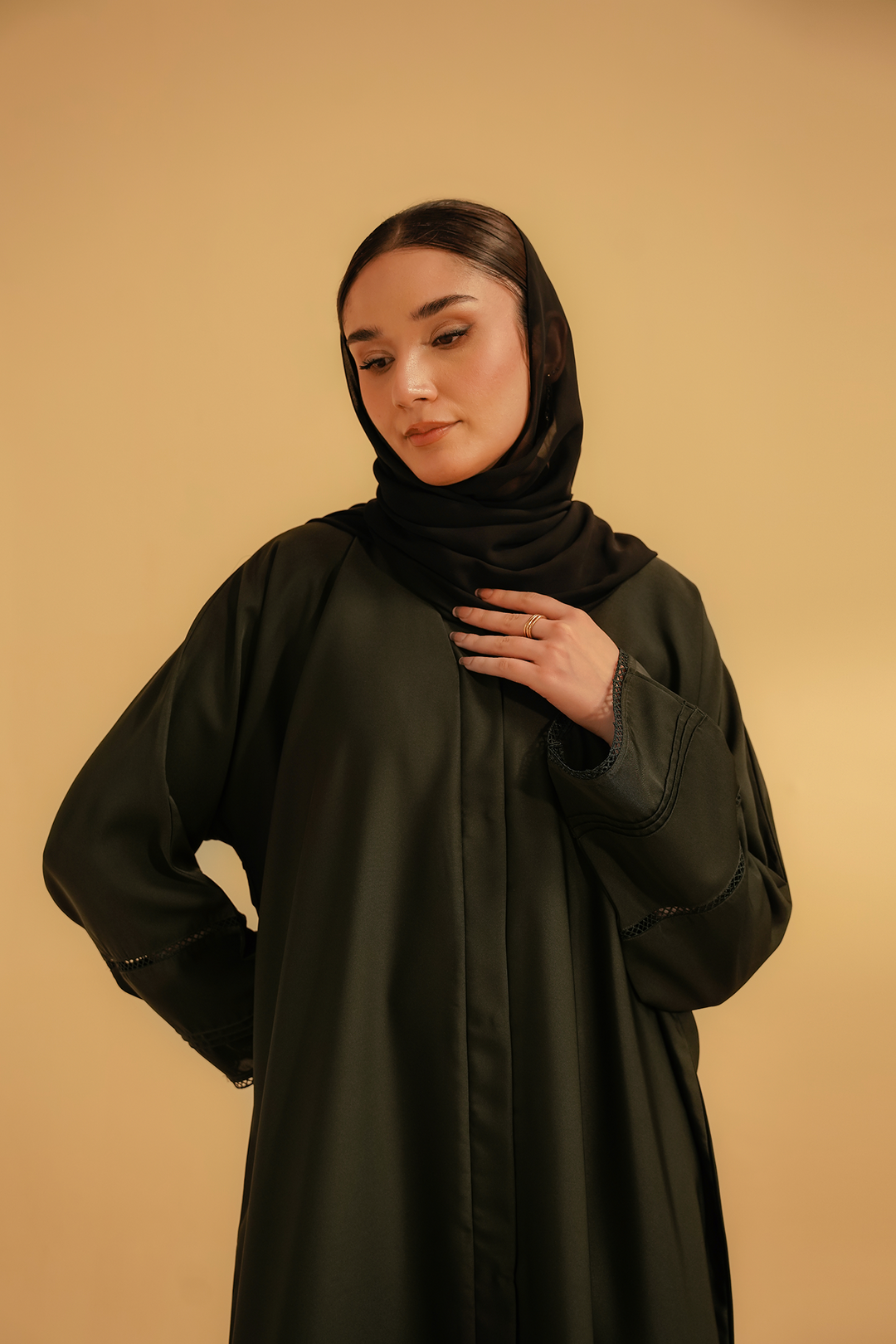 Divinely Crafted Abaya Casual Crepe 1 Piece Basic Pleat Abaya | Dark Green