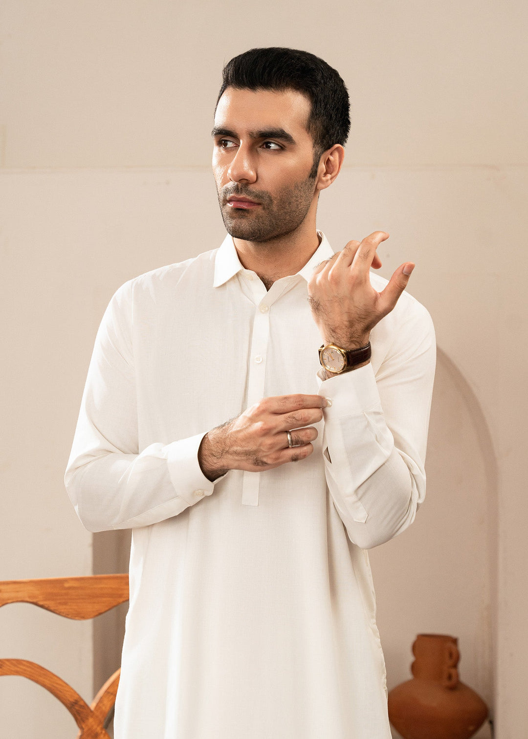 Alif by Buraq Mens RTW Solids Wash N Wear 2 Piece Suit White Collared Casual Collection