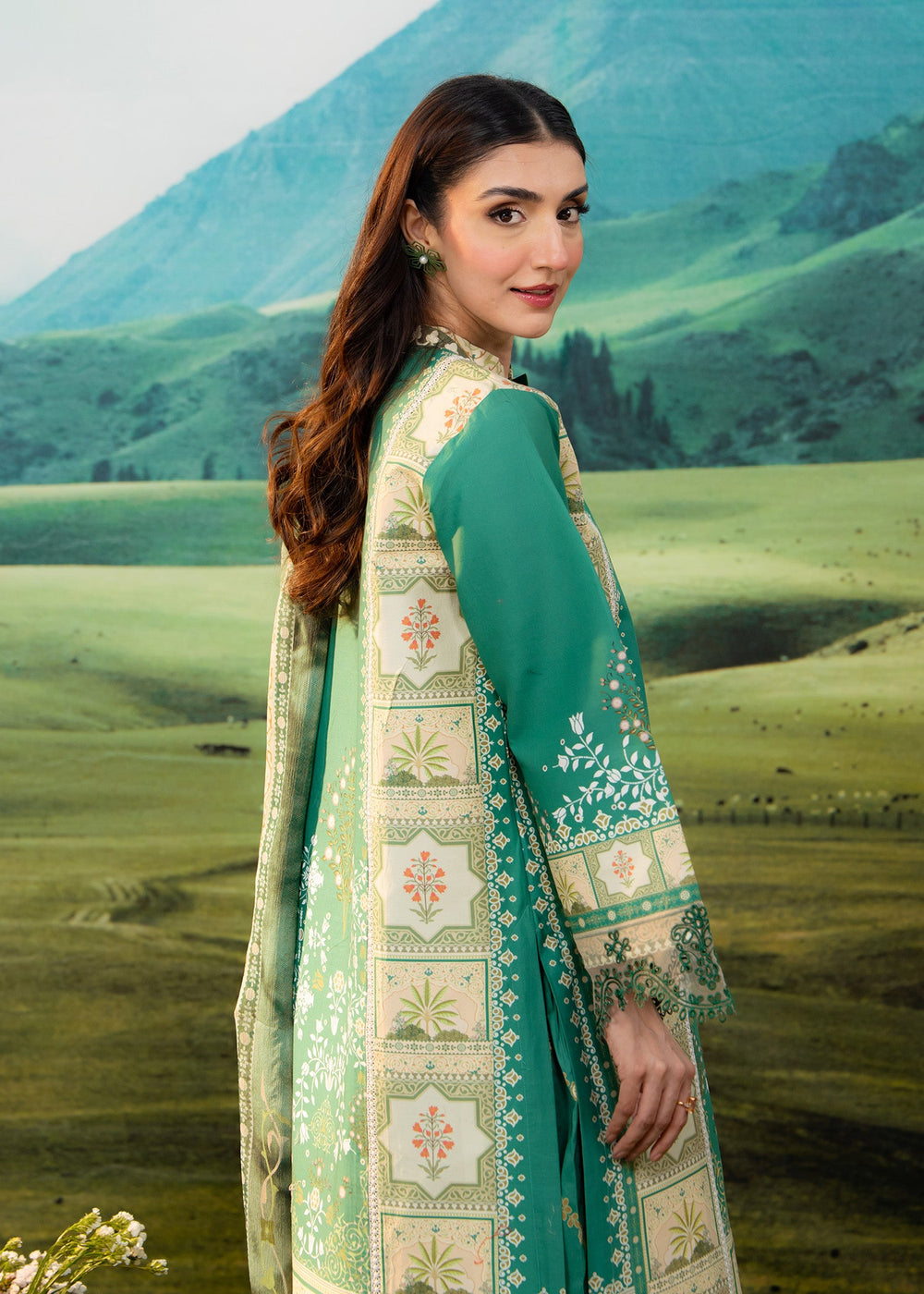 Elysian by Meerak RTW Embroidered Lawn 3 Piece Suit Orchid Casual Collection