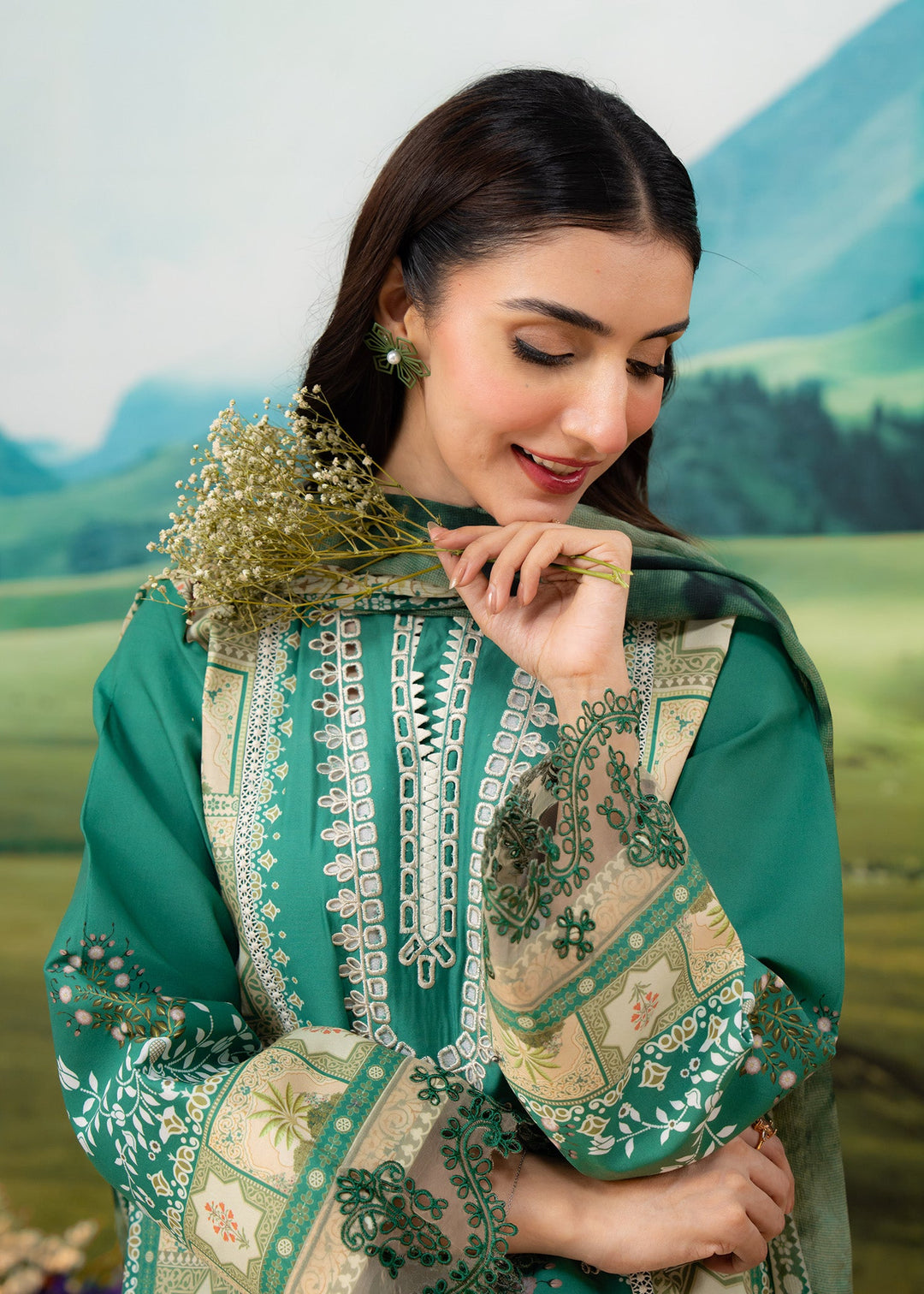 Elysian by Meerak RTW Embroidered Lawn 3 Piece Suit Orchid Casual Collection