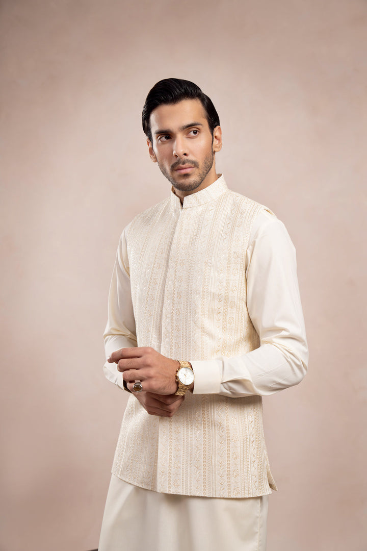 Muraqsh Ready To Wear Embroidered Bosky Men Bosky White Kurta Trouser with Falling Waistcoat  MUR-BWKTW - Summer Collection