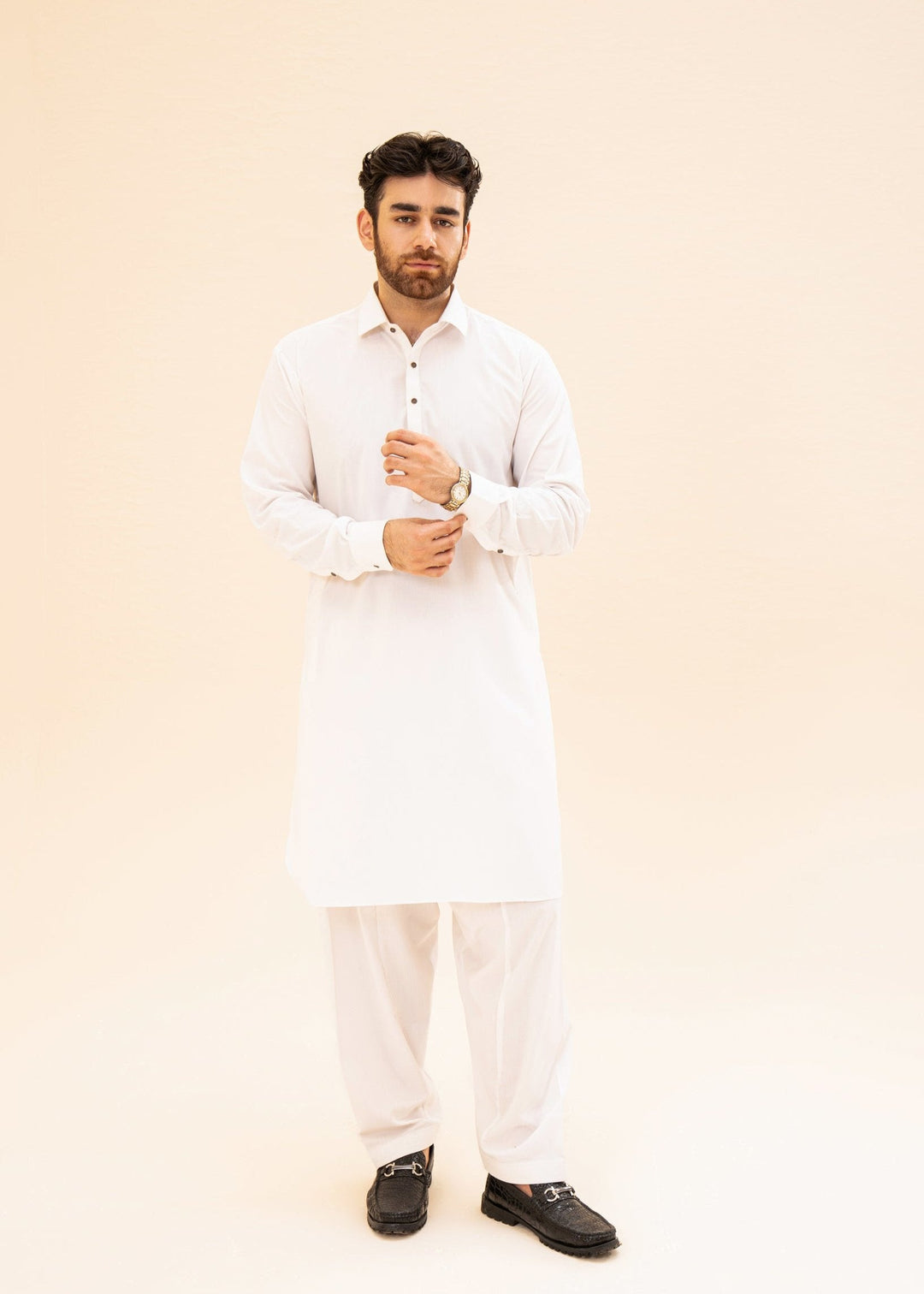 Muraqsh Ready To Wear Solids Cotton Men Off White Kurta Trouser/Shalwar MUR-OWKT--KS - Summer Collection