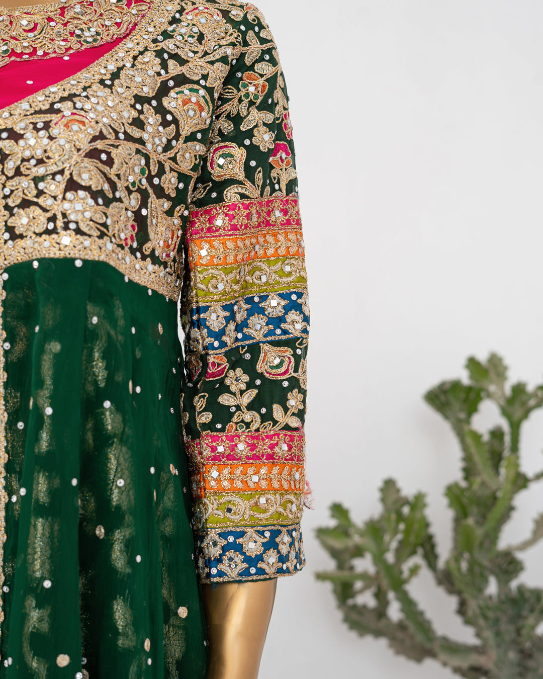 Andaaz by Saira Sultana Women RTW Embroidered Chiffon 2 Piece Suit Sumaira Bottle Green - Wedding Collection