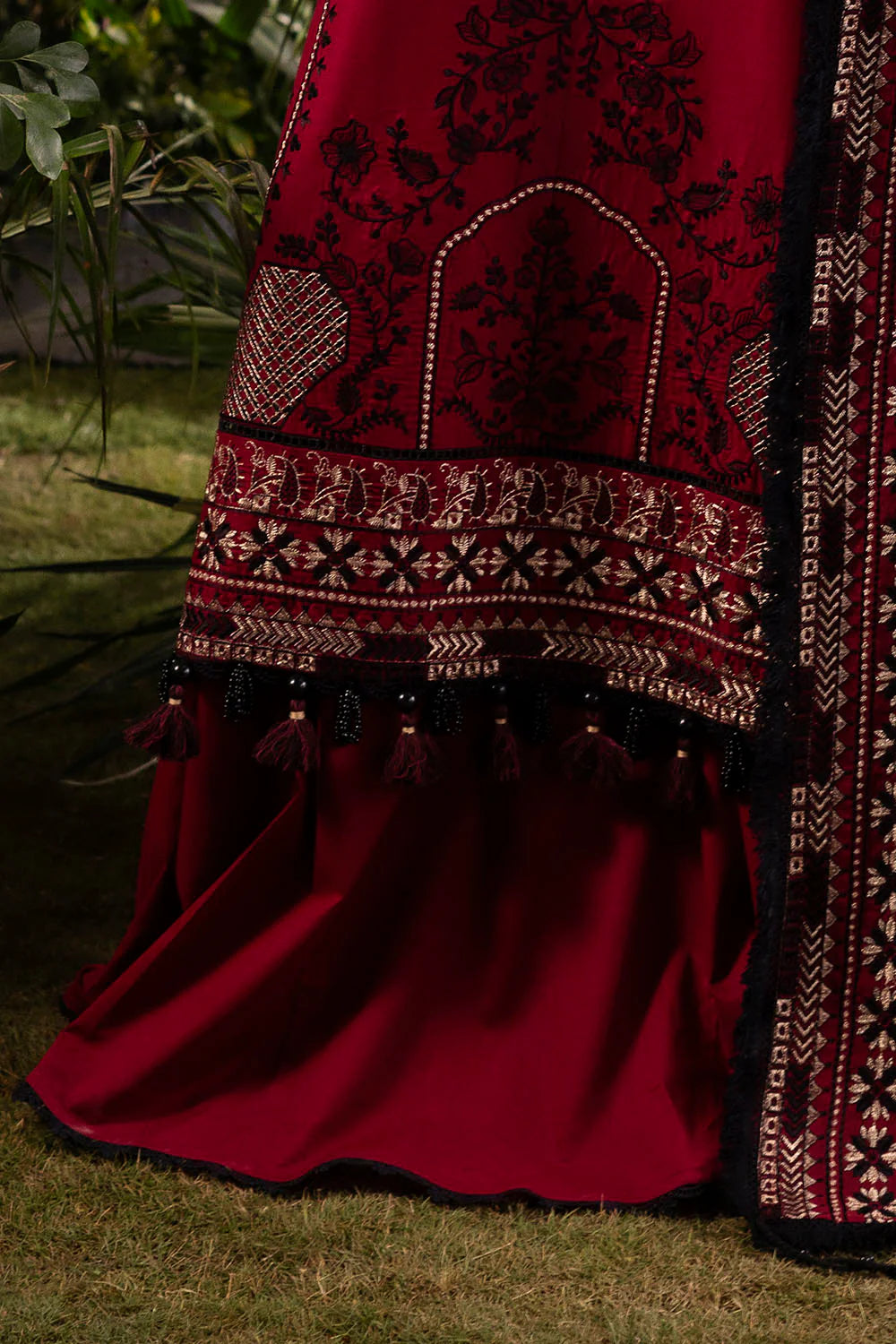 Slow Bloom by Gul Ahmed Unstitched Embroidered Lawn 3 Piece Suit GA26USB PM-62019 - Summer Collection