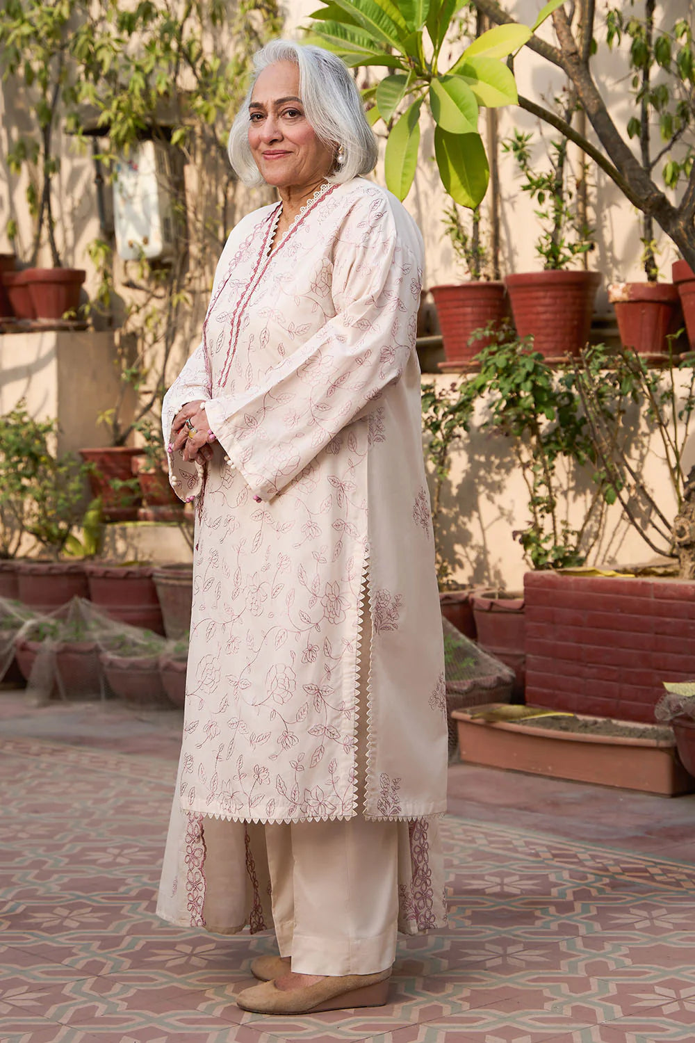 Tribute To Mother by Gul Ahmed Unstitched Embroidered Lawn 3 Piece Suit GA26UTM DN-62018 - Summer Collection