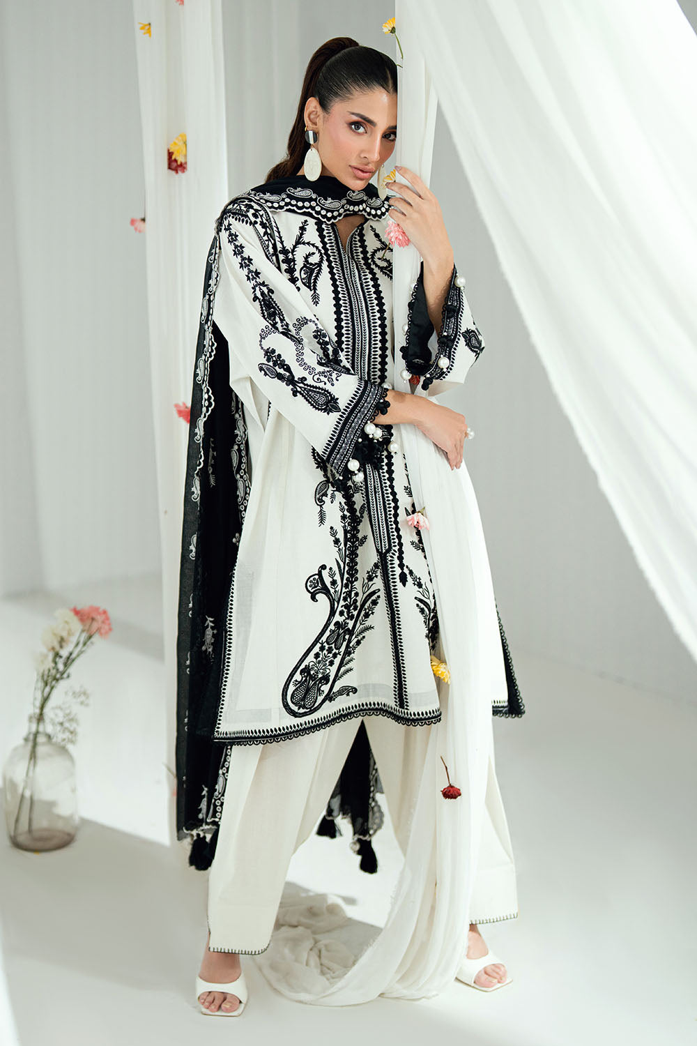 Mitti ki Khusboo by Gul Ahmed Unstitched Embroidered Lawn 3 Piece Suit GA26UMK DN-62032 - Summer Collection
