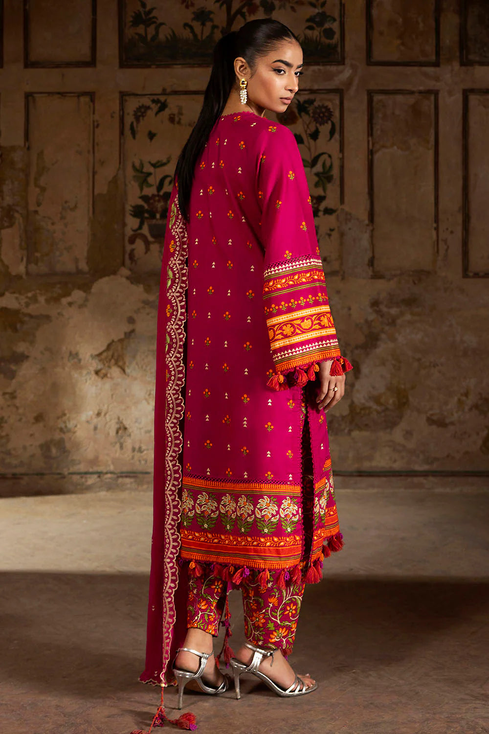Mitti ki Khusboo by Gul Ahmed Unstitched Embroidered Lawn 3 Piece Suit GA26UMK DN-62014 - Summer Collection