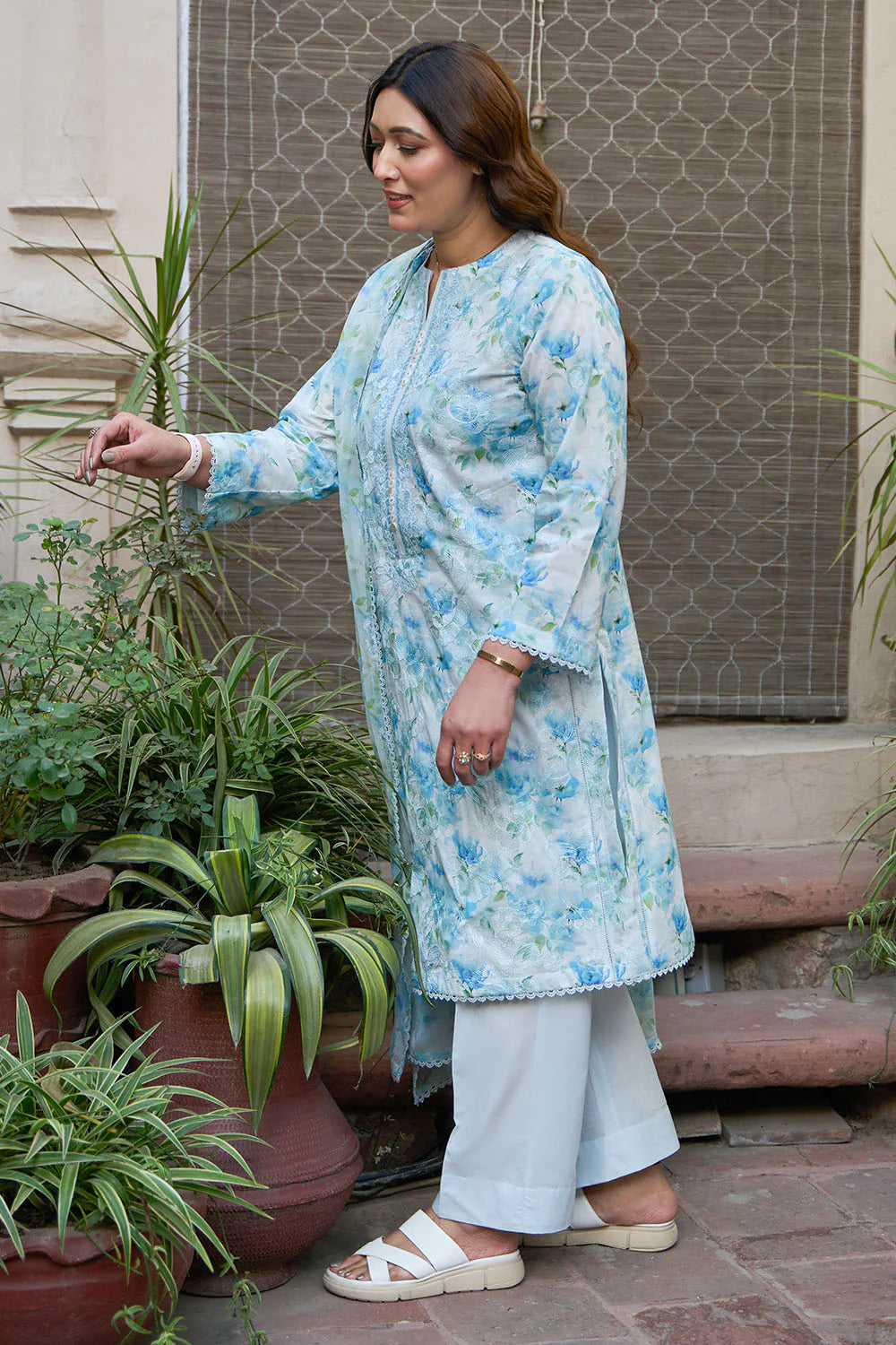 Tribute To Mother by Gul Ahmed Unstitched Embroidered Lawn 3 Piece Suit GA26UTM BM-62020 - Summer Collection