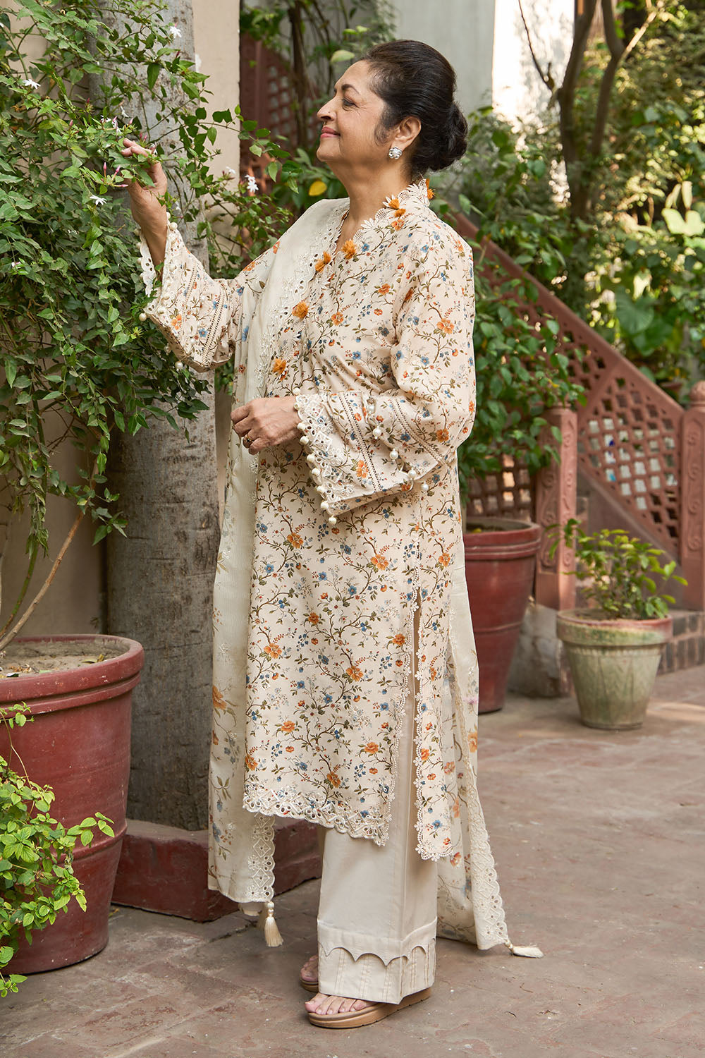 Tribute To Mother by Gul Ahmed Unstitched Embroidered Lawn 3 Piece Suit GA26UTM DN-62007 - Summer Collection