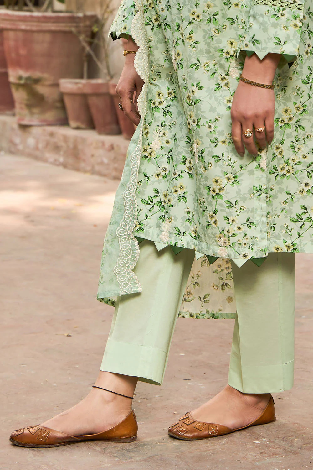 Tribute To Mother by Gul Ahmed Unstitched Embroidered Lawn 3 Piece Suit GA26UTM DN-62039 - Summer Collection