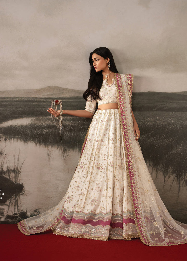 Aure by Afrozeh Unstitched Embroidered Velvet 3 Piece Suit AF26UAW Parure FW01230 - Wedding Collection