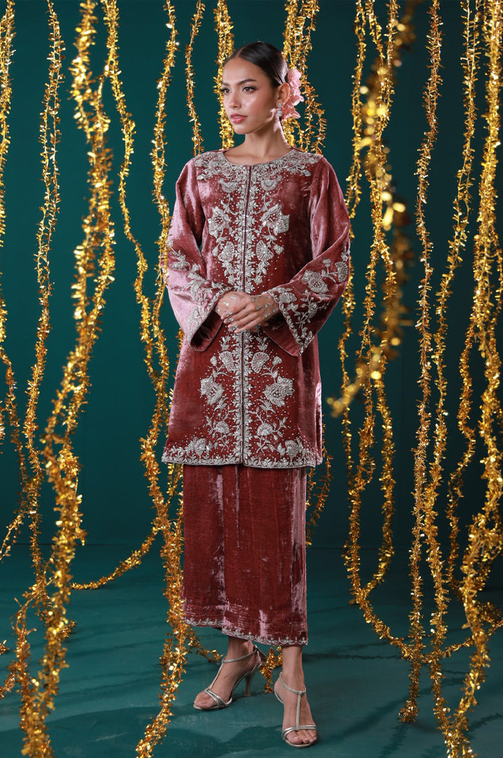 Makhmal From Nizka By Nida Rehan RTW Hand work Velvet 2 Piece Suit Mahveen - Festive Collection