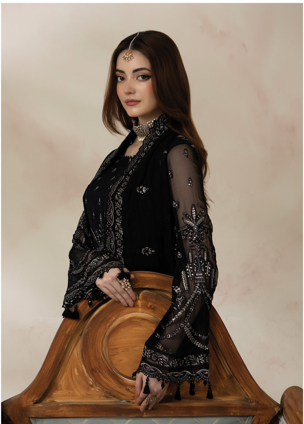 La Fiora by Imrozia Premium Unstitched Embroidered Chiffon 3 Piece Suit IP26ULC ÉBÈNE I-276 - Wedding Collection