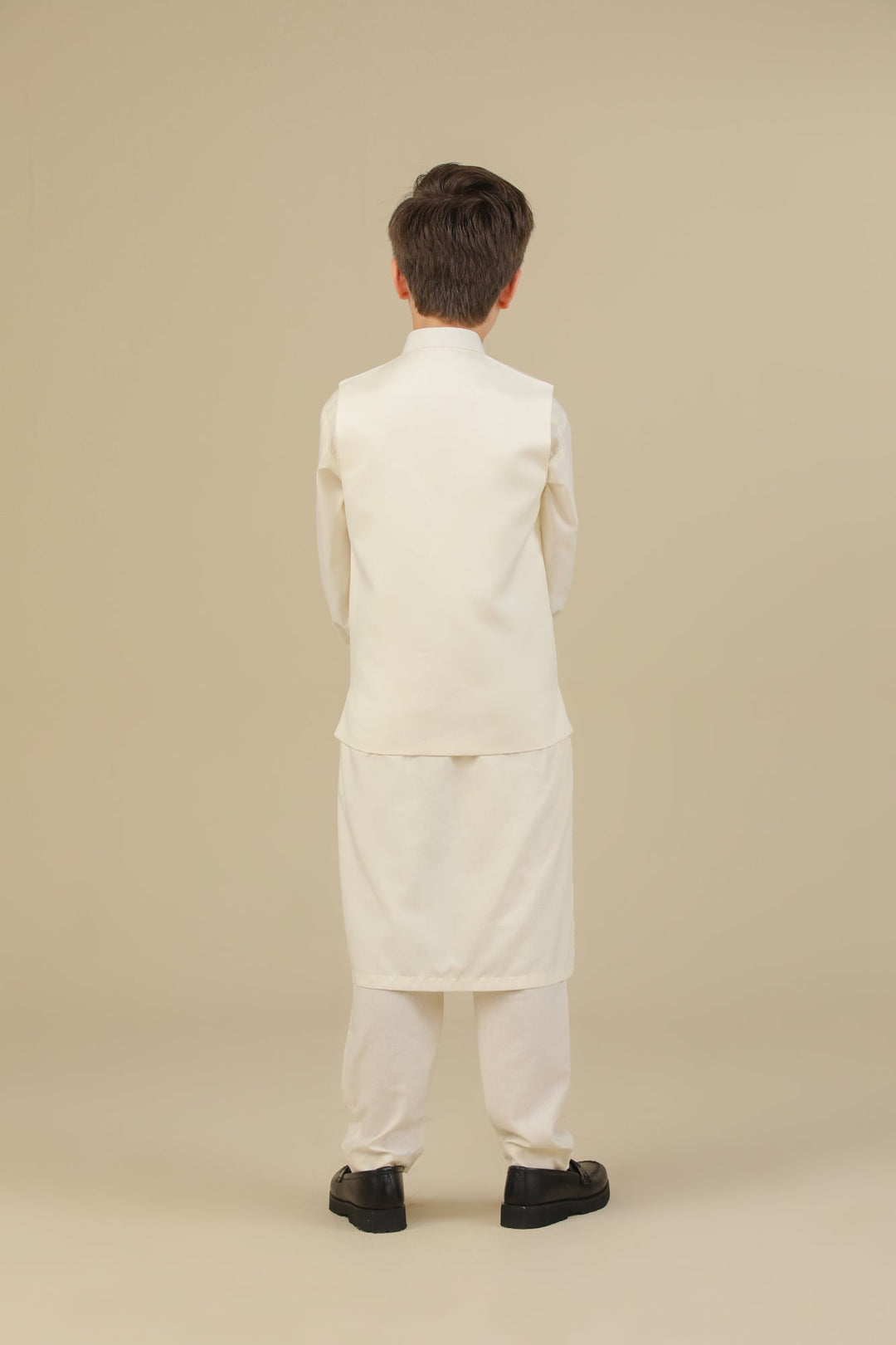 Muraqsh Ready To Wear Solids Bosky Boys Bosky White Kurta Trouser with Blended Waistcoat MUR-CWKTW - Summer Collection
