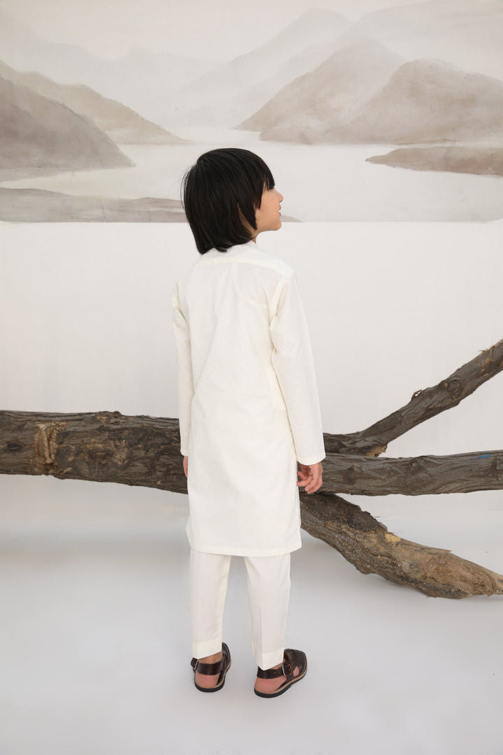 Muraqsh Ready To Wear   Boys Bosky White Cotton Embroidered Kurta Trouser MUR-BWECK - Summer Collection