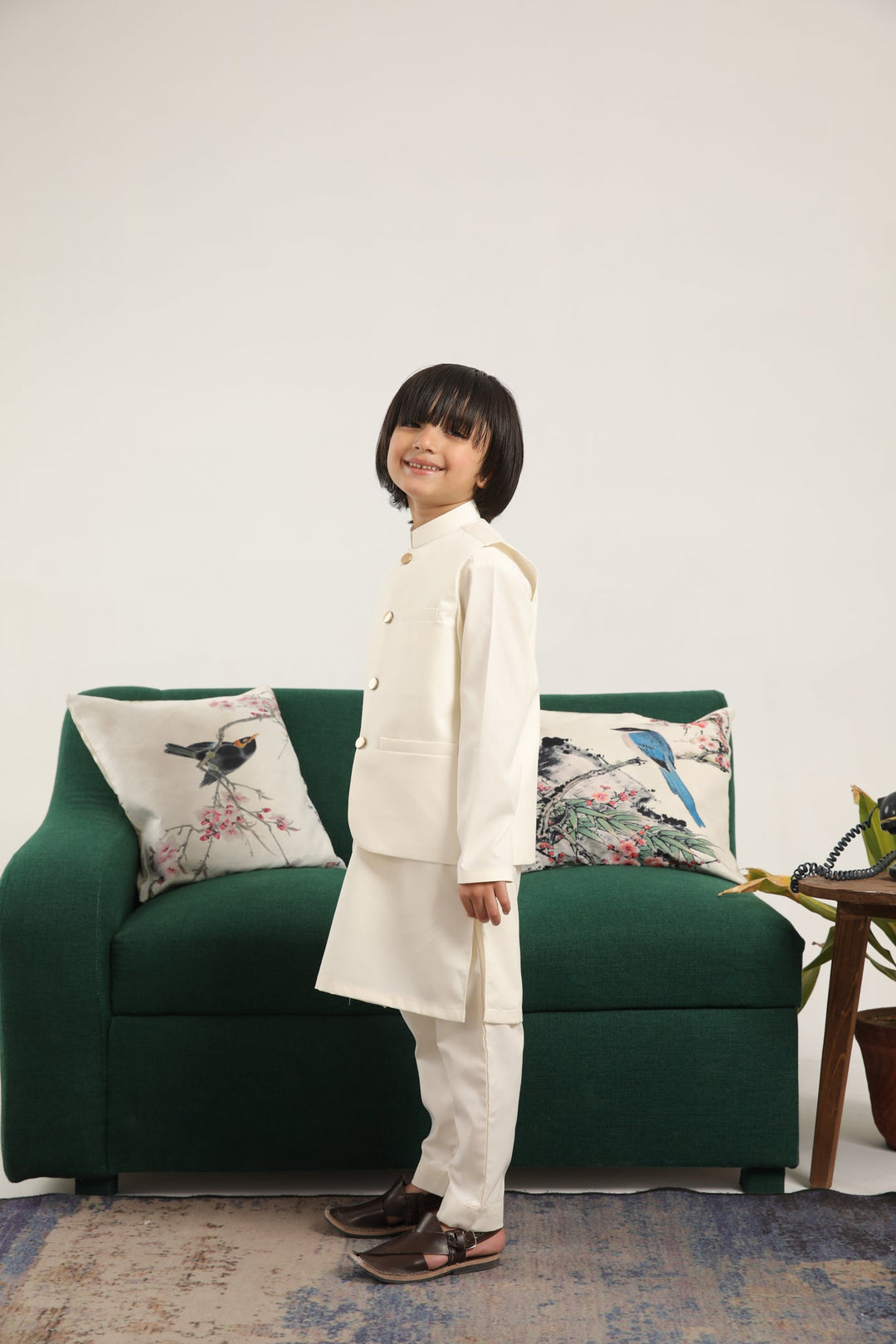 Muraqsh Ready To Wear Solids  Boys Bosky White Kurta Trouser with Blended Waistcoat Round Cut Buttoned MUR-BWKTW - Summer Collection