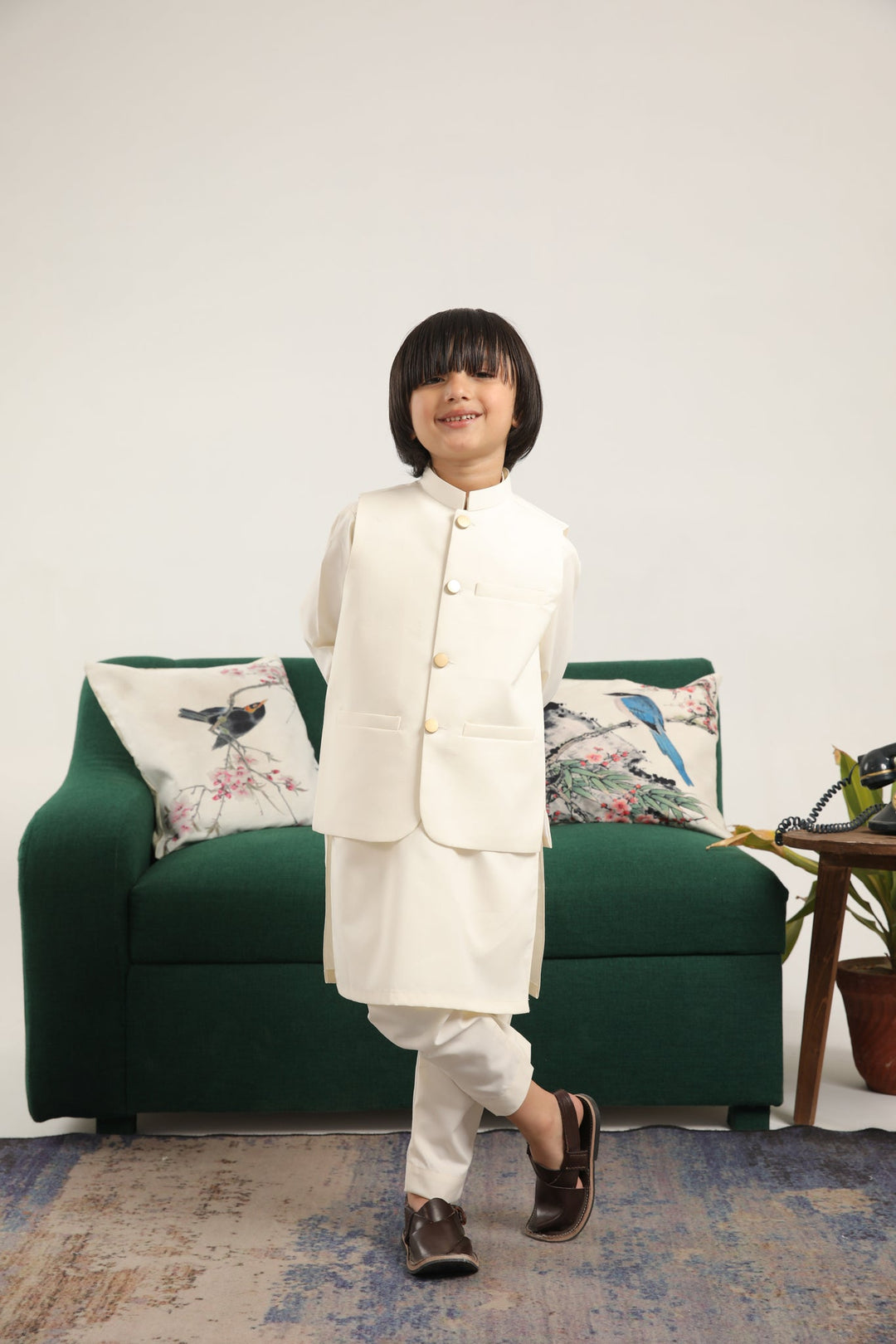 Muraqsh Ready To Wear Solids  Boys Bosky White Kurta Trouser with Blended Waistcoat Round Cut Buttoned MUR-BWKTW - Summer Collection