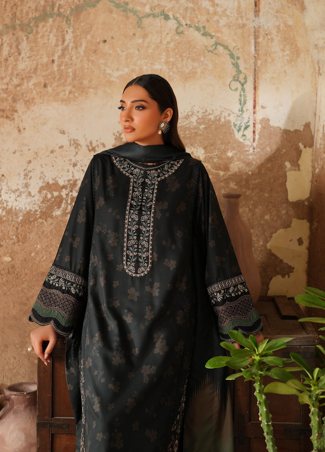 Iznik Pre Fall Printed Linen Suits Unstitched 3 Piece IZ25PF IPF-06 - Winter Collection