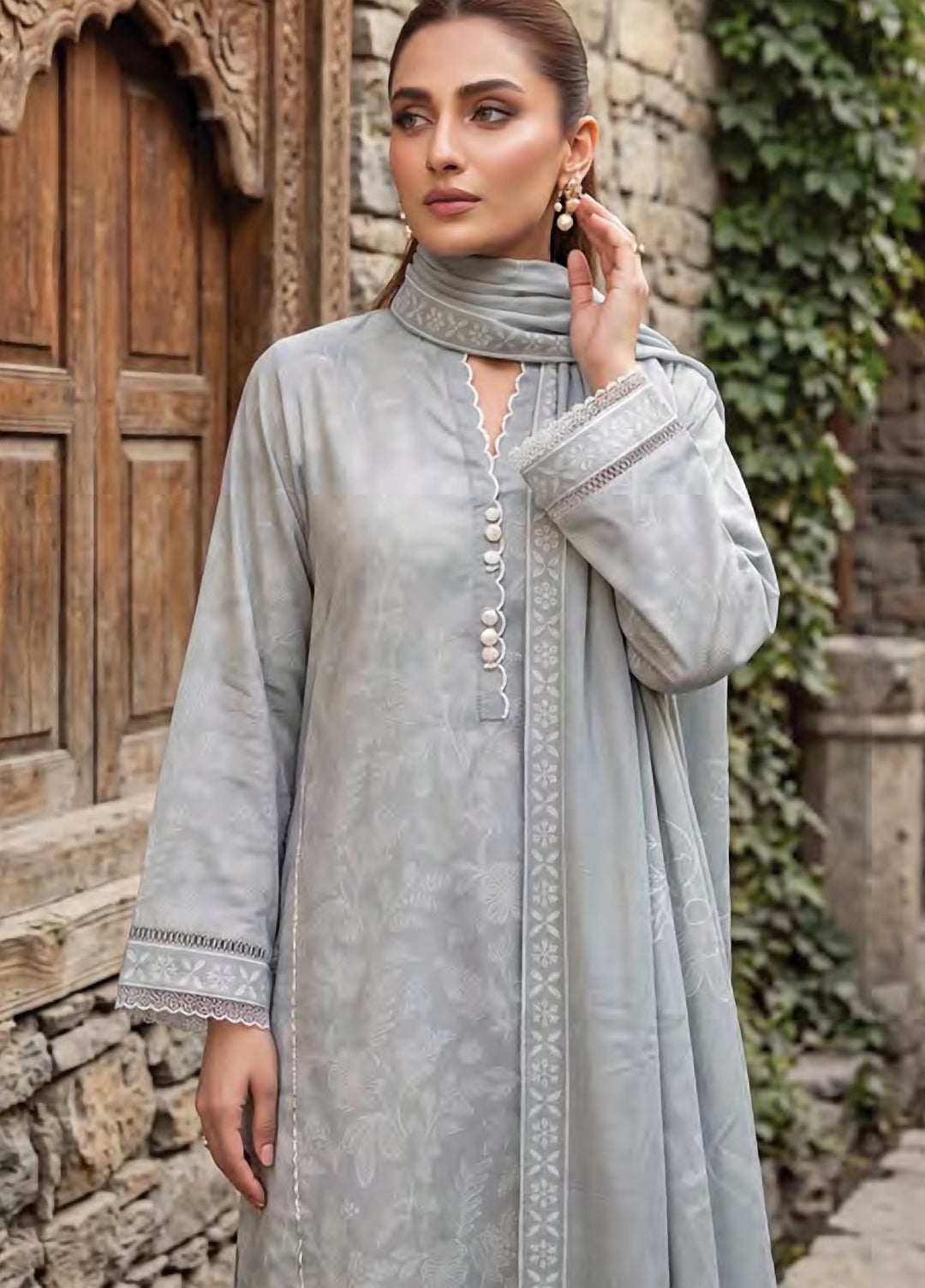 Lakhany Unstitched Printed Pashmina 3 Piece Suit LSM26UP LG-IZ-0834-A - Casual Collection