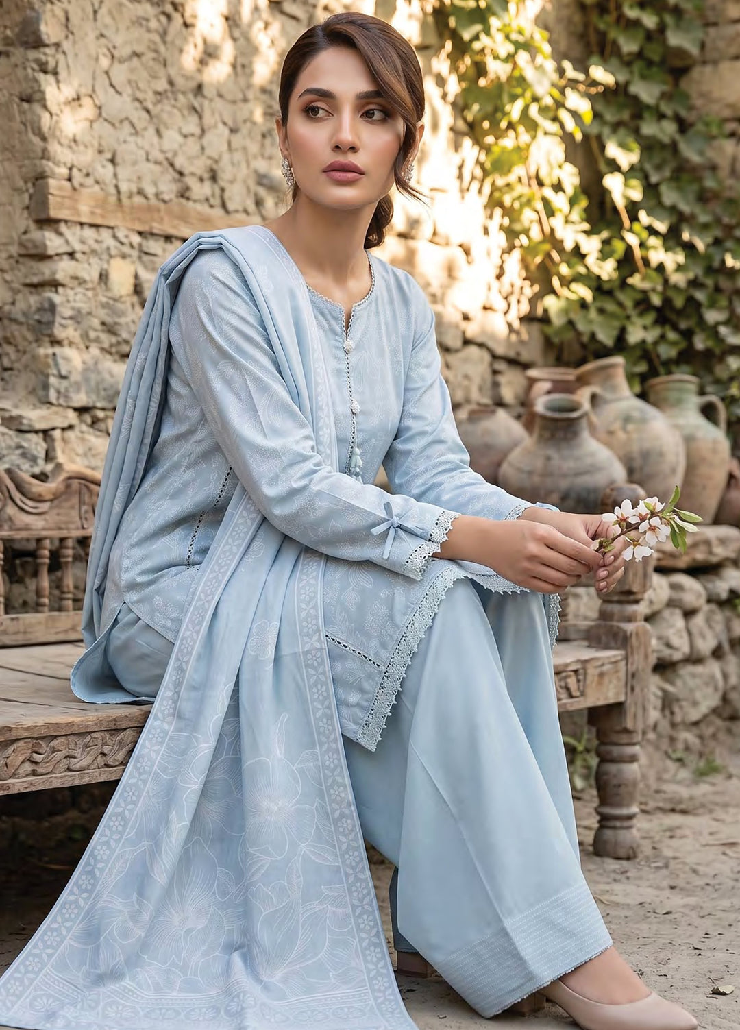Lakhany Unstitched Printed Pashmina 3 Piece Suit LSM26UP LG-IZ-0834-B - Casual Collection