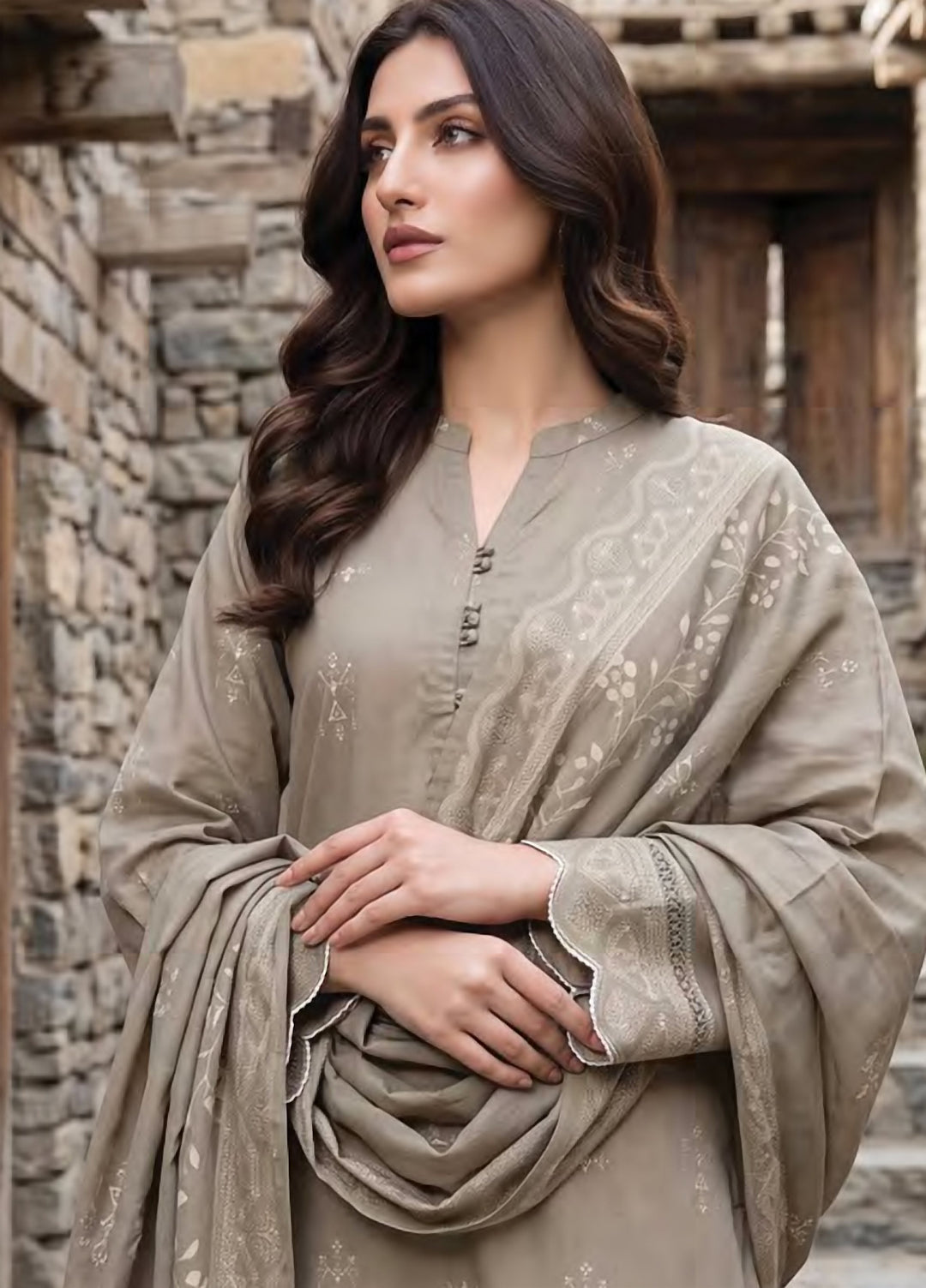 Lakhany Unstitched Printed Pashmina 3 Piece Suit LSM26UP LG-RK-0196-A - Casual Collection