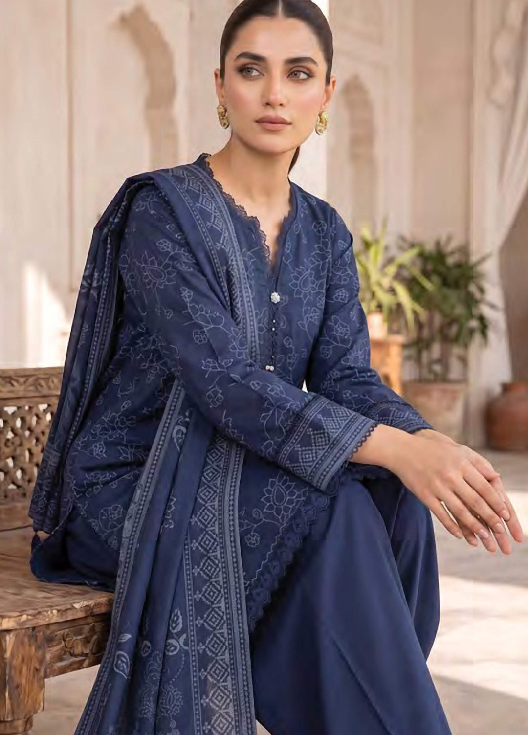 Lakhany Unstitched Printed Cashmi Wool 3 Piece Suit LSM26UCW LG-RL-0529-C - Casual Collection