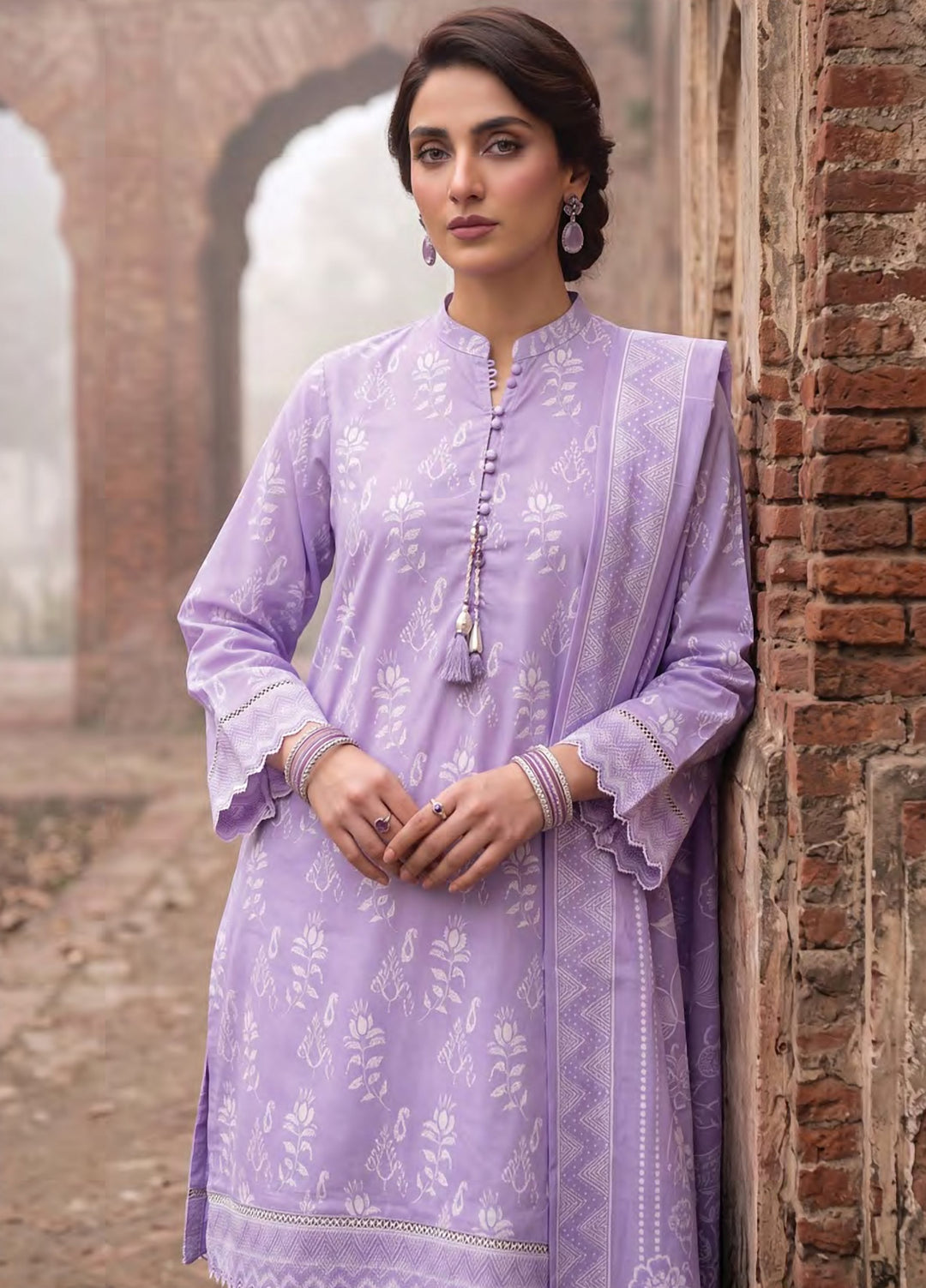 Cashmi by Lakhany Unstitched Printed Wool 3 Piece Suit LSM26UC LG-RL-0532-B - Winter Collection