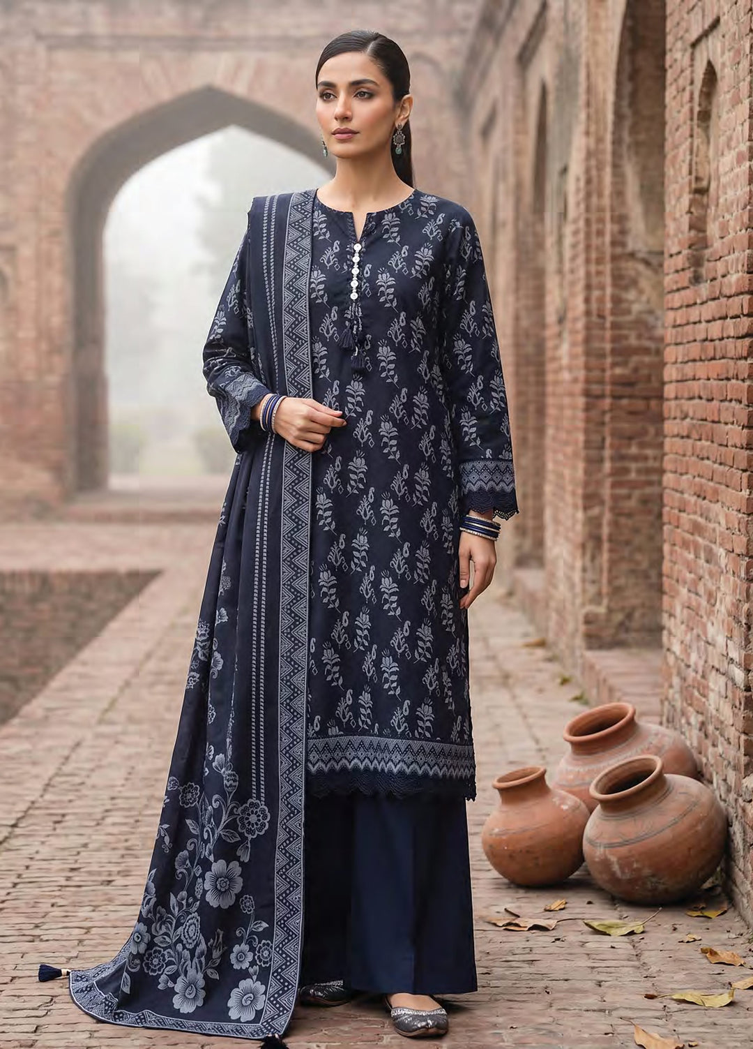 Cashmi by Lakhany Unstitched Printed Wool 3 Piece Suit LSM26UC LG-RL-0532-C - Winter Collection