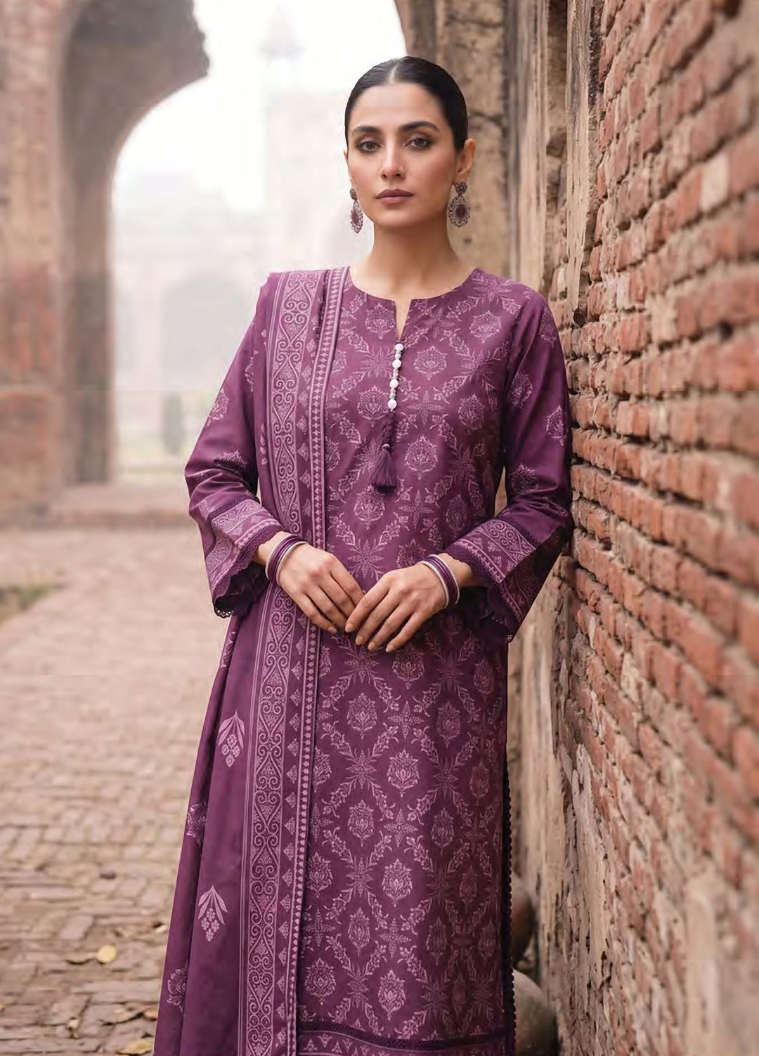 Cashmi by Lakhany Unstitched Printed Wool 3 Piece Suit LSM26UC LG-RL-0533-A - Winter Collection