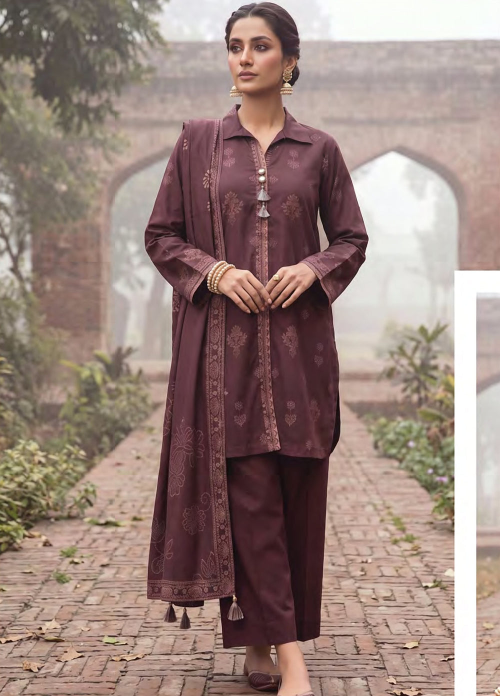 Cashmi by Lakhany Unstitched Printed Wool 3 Piece Suit LSM26UC LG-SG-0166-C - Winter Collection