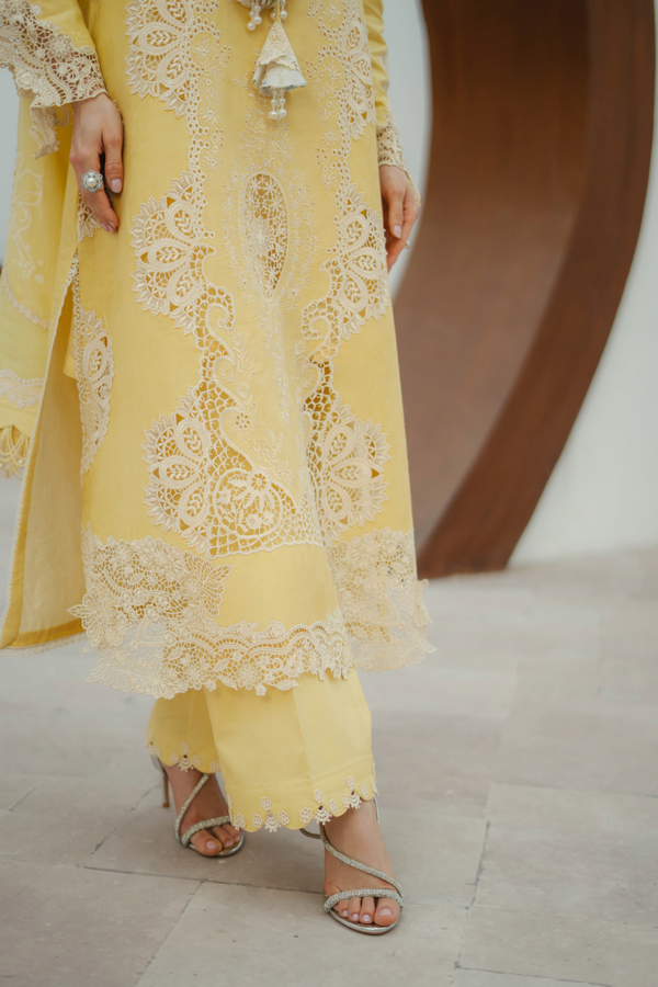 Manara by Maria Embroidered Chiffon 3 Piece Suit LILLY - Festive Collection