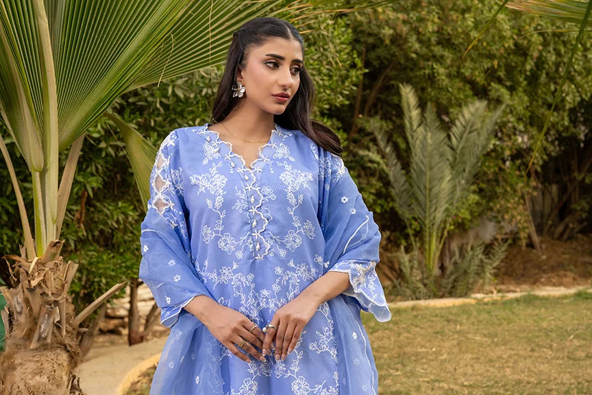 Dhaga Women Pret Embroidered Herringbone 3 Piece Suit Loraine FW25DSE703 - Winter Collection