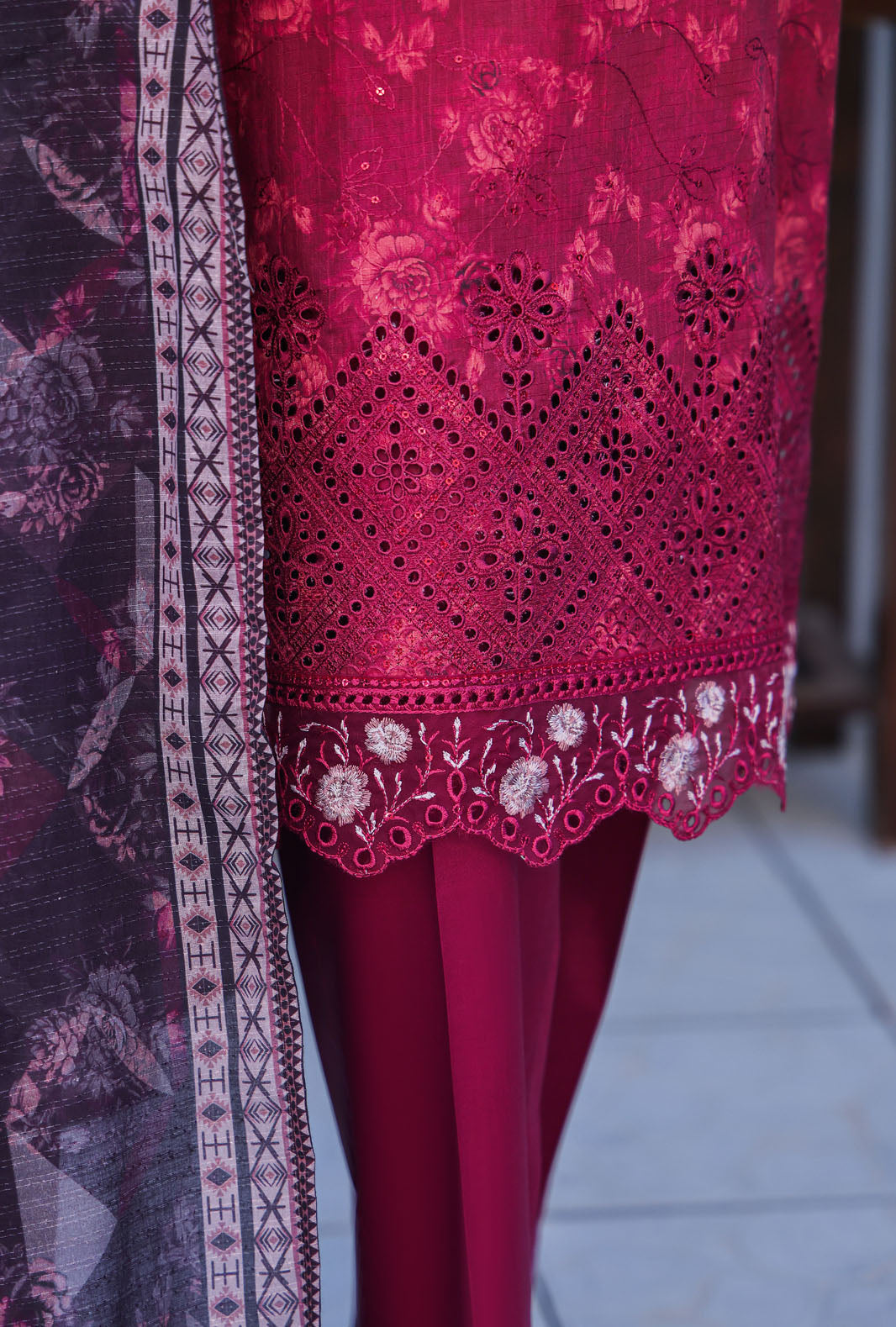 Mehak By Hz Textiles Cross Slub Unstitched Embroidered 3 Piece Suit  MCE-3051 - Summer Collection