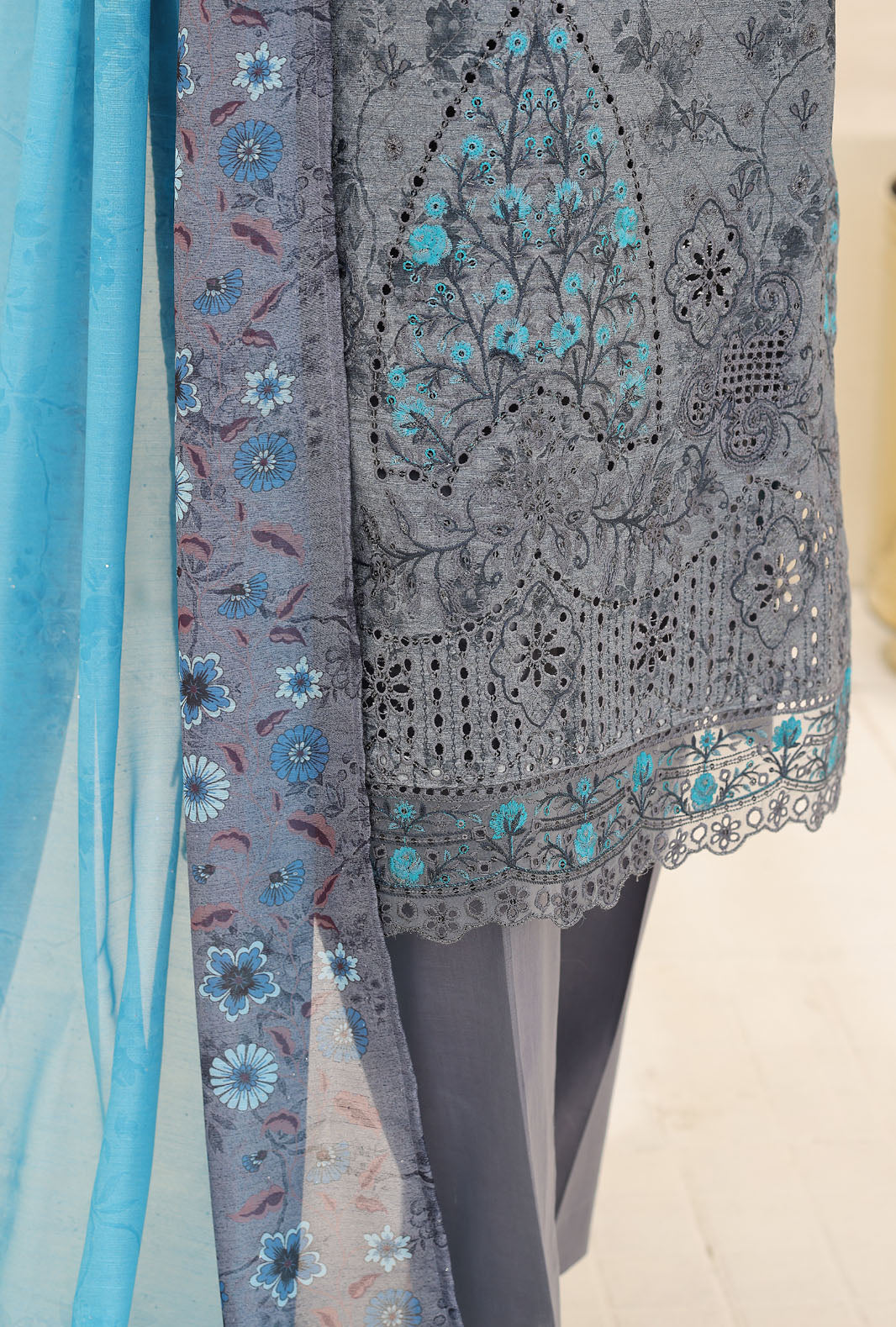 Mehak by HZ Textile Unstitched Embroidered Lawn 3 piece Suit MCE-3164 - Festive Collection