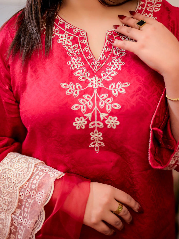 Rang e Bahar by Tng Women Pret Embroidered 3 Piece Fabiha - Winter Collection