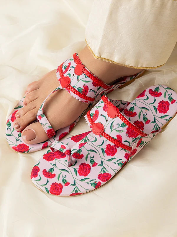 Maa aur Mai by TJK Designs Printed Footwear Khusbu Kholapuri - Casual Collection