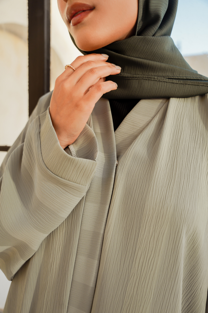 Divinely Crafted Abaya Casual Crepe 1 Piece Myra Abaya | Buttoned Up