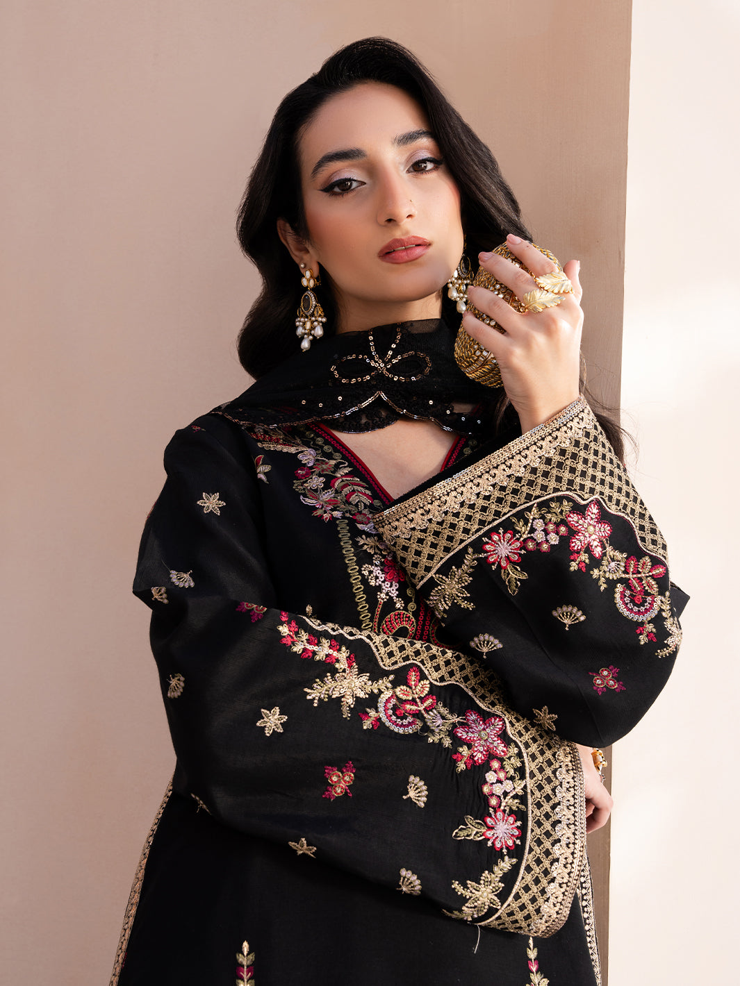 Le Tresor by Izel Pret Embroidered Velvet 3 Piece Suit Marive - Festive Collection
