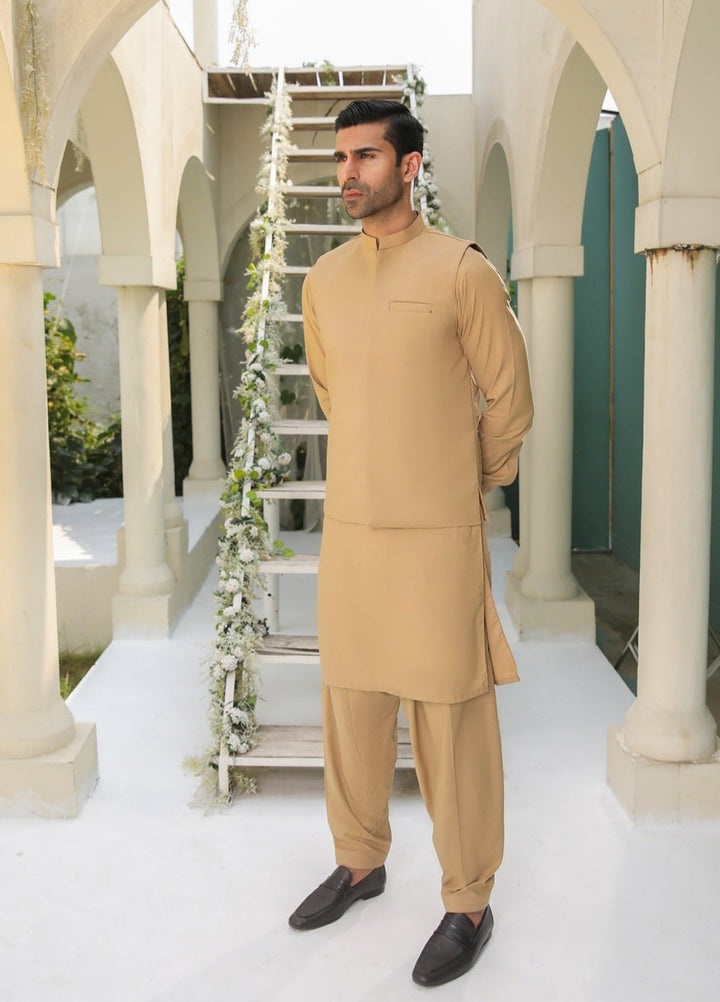 Muraqsh Ready To Wear Solids Cotton Men Camel Blended Waistcoat Straigth Cut MUR-CKSWW-WC - Summer Collection