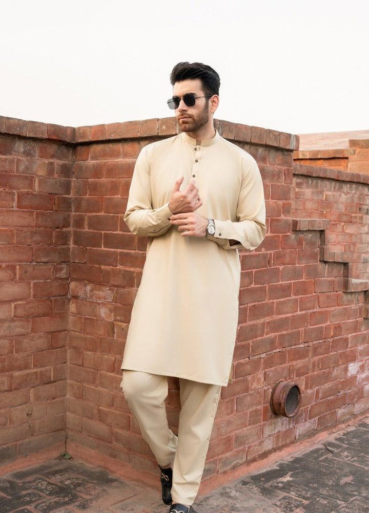 Muraqsh Ready To Wear Solids Cotton Men Ivory Kurta Trouser/Shalwar MUR-P-W-KS - Summer Collection