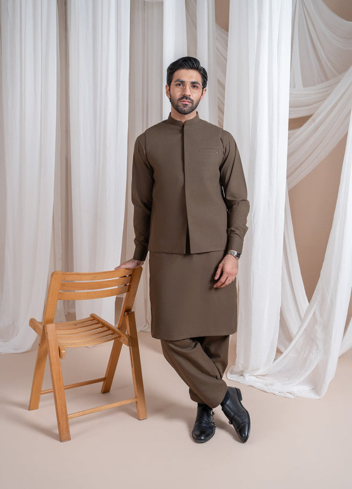 Muraqsh Ready To Wear Solids Cotton Men Light Brown Luxury Blended Waistcoat Straigth Cut MURBLBW - Summer Collection