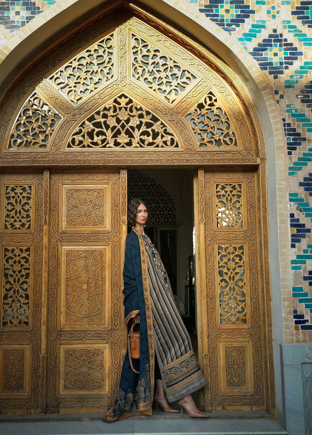 Echoes of Registan by Mushq Unstitched Embroidered Jacquard 3 Piece Suit MU26UER Gilded Arch MUNWI260103 - Casual Collection