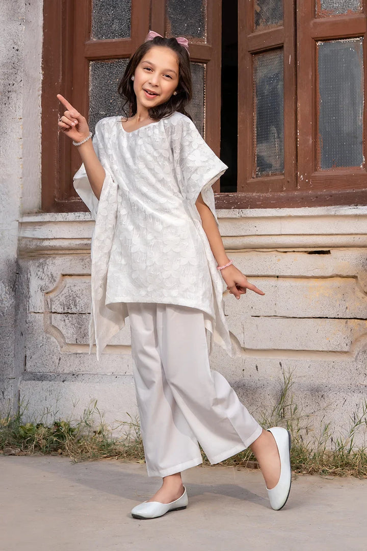 Dhaga Kids Pret Embroidred Lace Net 2 Piece Zehra Cape Set SS25DSE005 - Summer Collection
