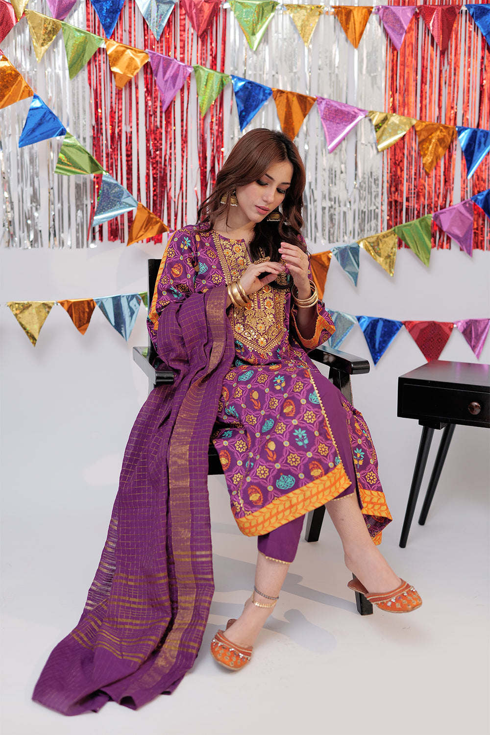 Senorita Women RTW Women Embroidered Purple and Gold Casual Plus 3 Piece Suit Cotton Gold Lawn LBD-02533 - Summer Collection