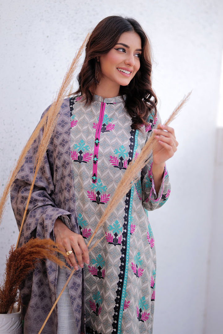 Senorita Women RTW Women Grey and Multicolor Casual 3 Piece Suit Khaddar Printed LAD-02468 - Winter Collection