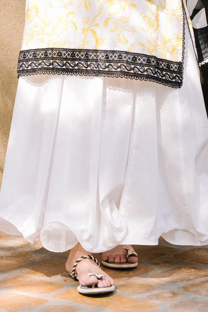 Mitti ki Khusboo by Gul Ahmed Unstitched Embroidered Lawn 3 Piece Suit GA26UMK BM-62014 - Summer Collection