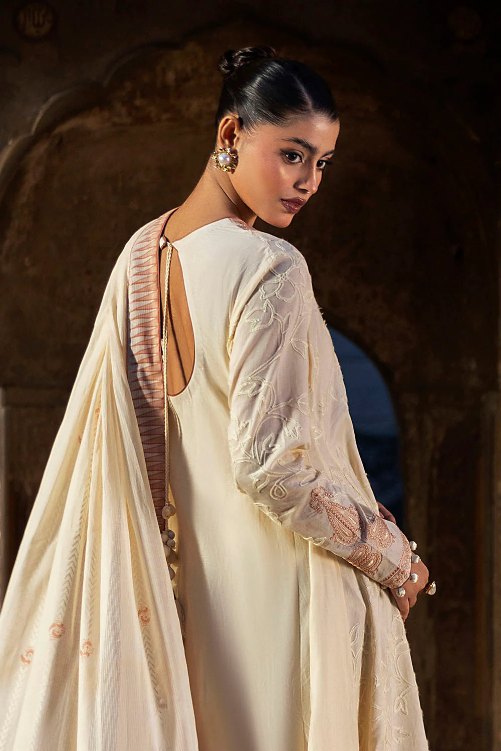 Mitti ki Khusboo by Gul Ahmed Unstitched Embroidered Lawn 3 Piece Suit GA26UMK DN-62038 - Summer Collection