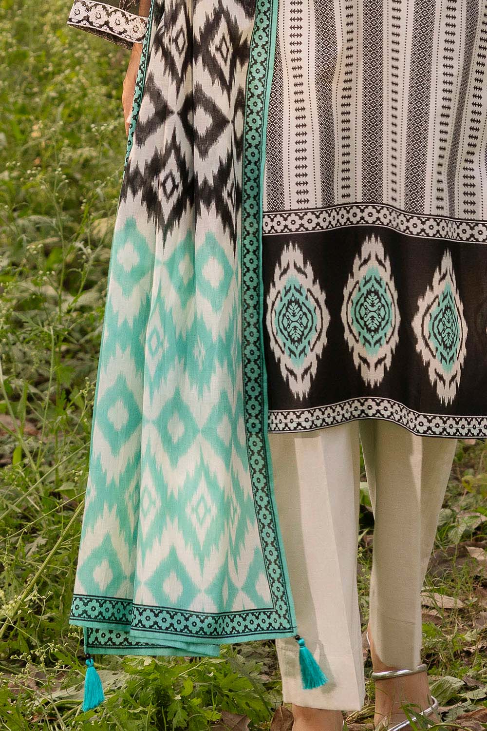 Mitti ki Khusboo by Gul Ahmed Unstitched Embroidered Lawn 3 Piece Suit GA26UMK CL-52614 - Summer Collection