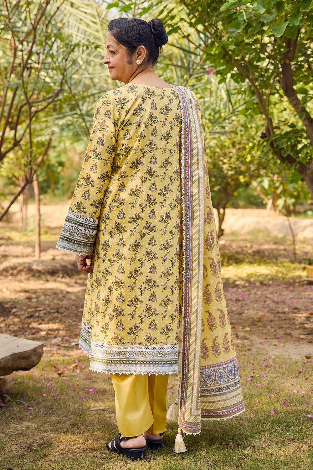 Tribute To Mother by Gul Ahmed Unstitched Printed Lawn 3 Piece Suit GA26UTM CL-62116 A - Summer Collection