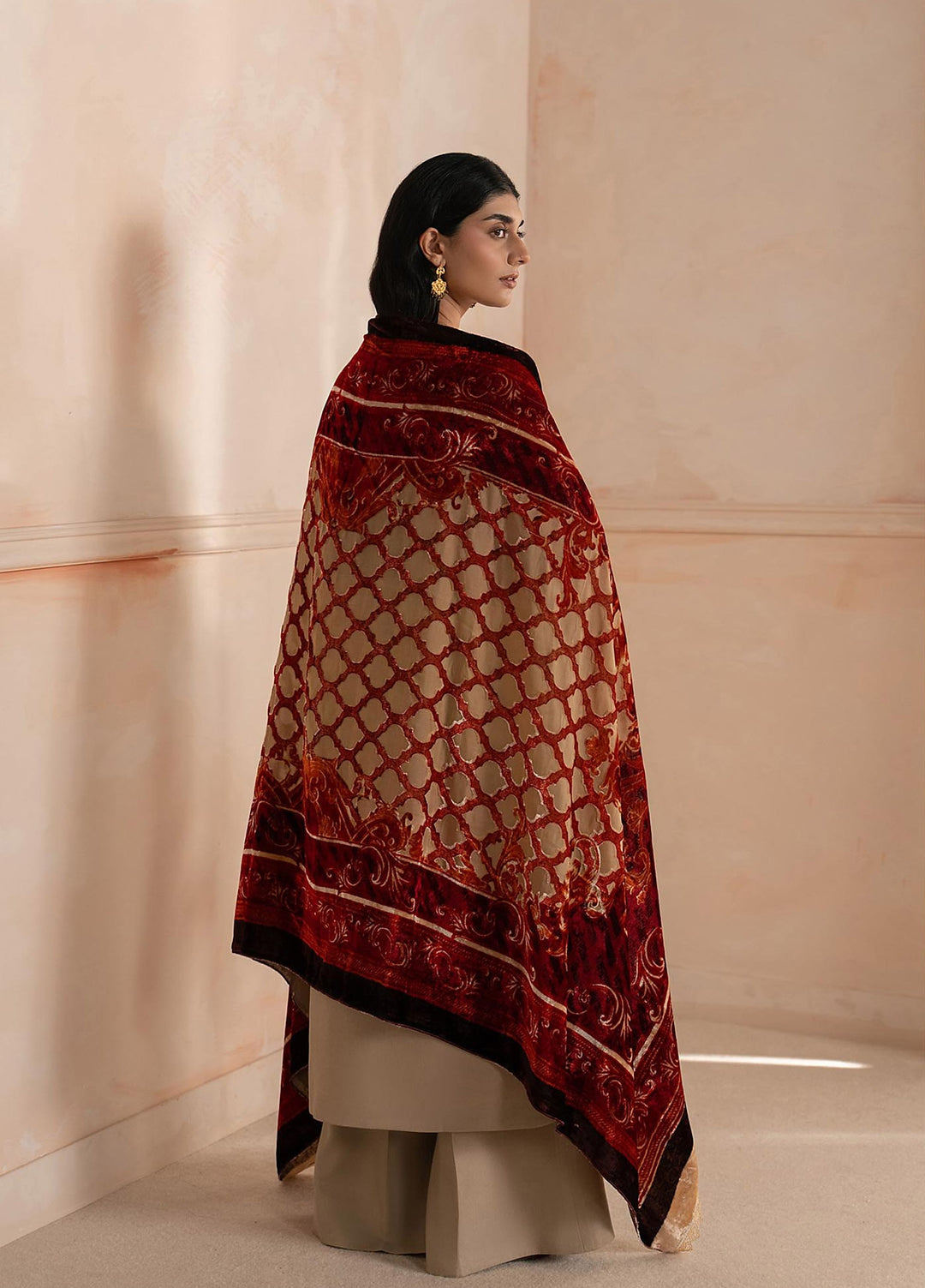 RajBari Exclusive Shawl Unstitched Embroidered Palachi 3 Piece Suit RB26UES 07 - Winter Collection